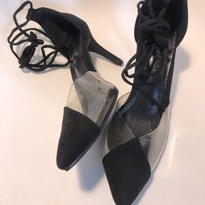 Pointed toe heel with ankle ties